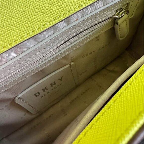 DKNY hanbag, medium size - Picture 5 of 7